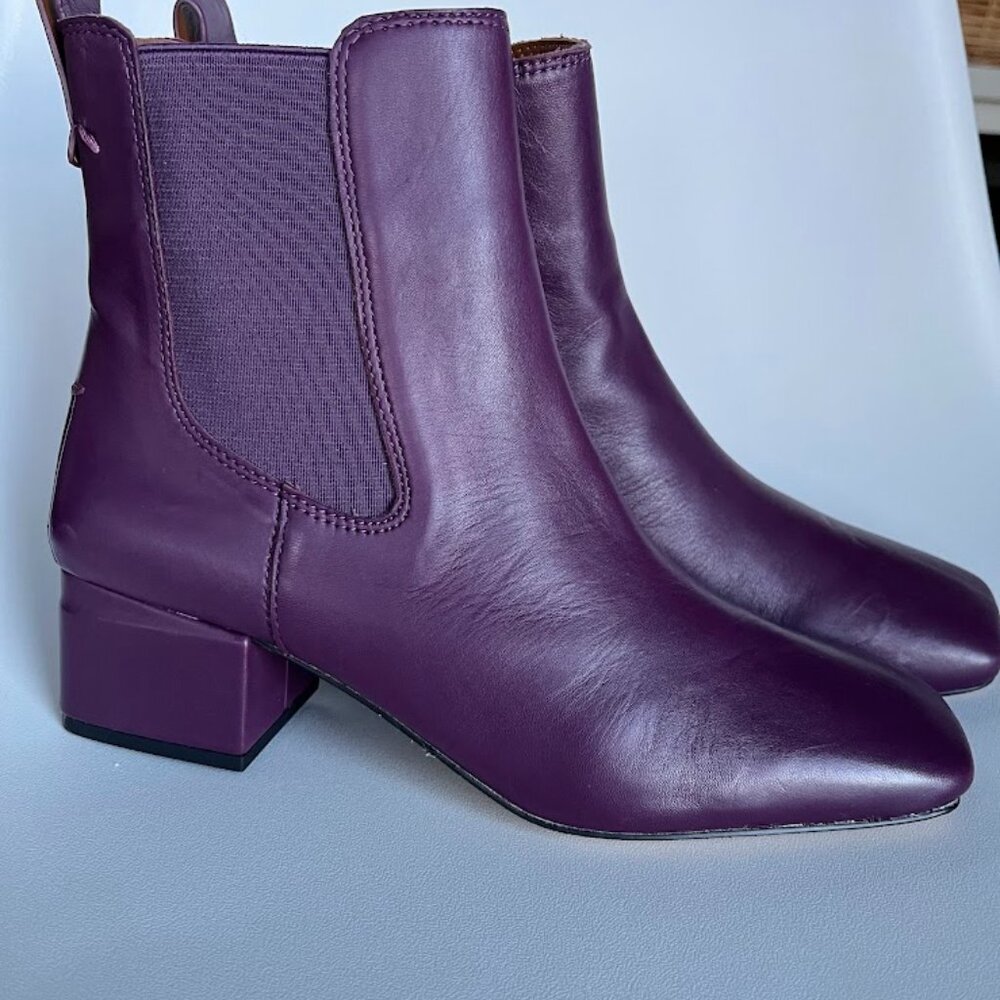 SOLD - FRANCO SARTO L-Waxton Chelsea Boots Women Size 37 / US 7M